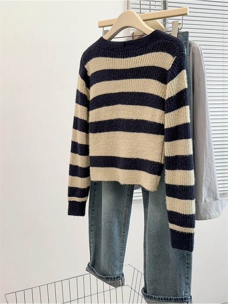 Women Striped Cardigan Cashmere Sweater Harajuku Korean Y2k Long Sleeves V-Neck Sweaters Jumper 90s Vintage 2000s Clothes Autumn