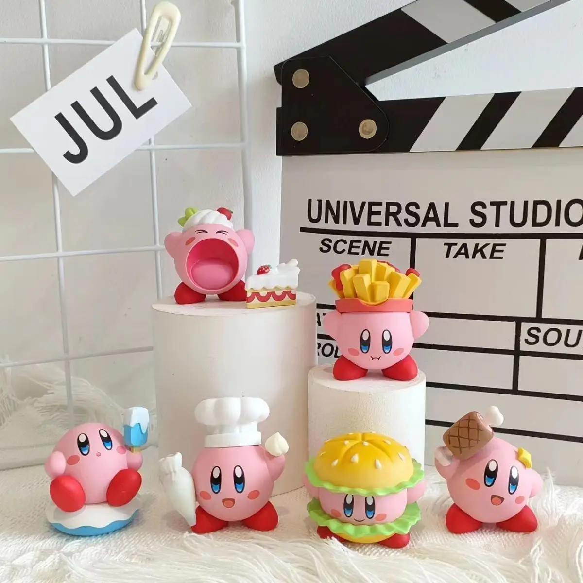Kirby Auto-Armaturenbrett-Ornament, realistisches Kuchenmodell, kleine Figur, Computertisch-Dekoration, lustiges Cartoon-Spielzeug, Geschenk für Freunde – Detail 3