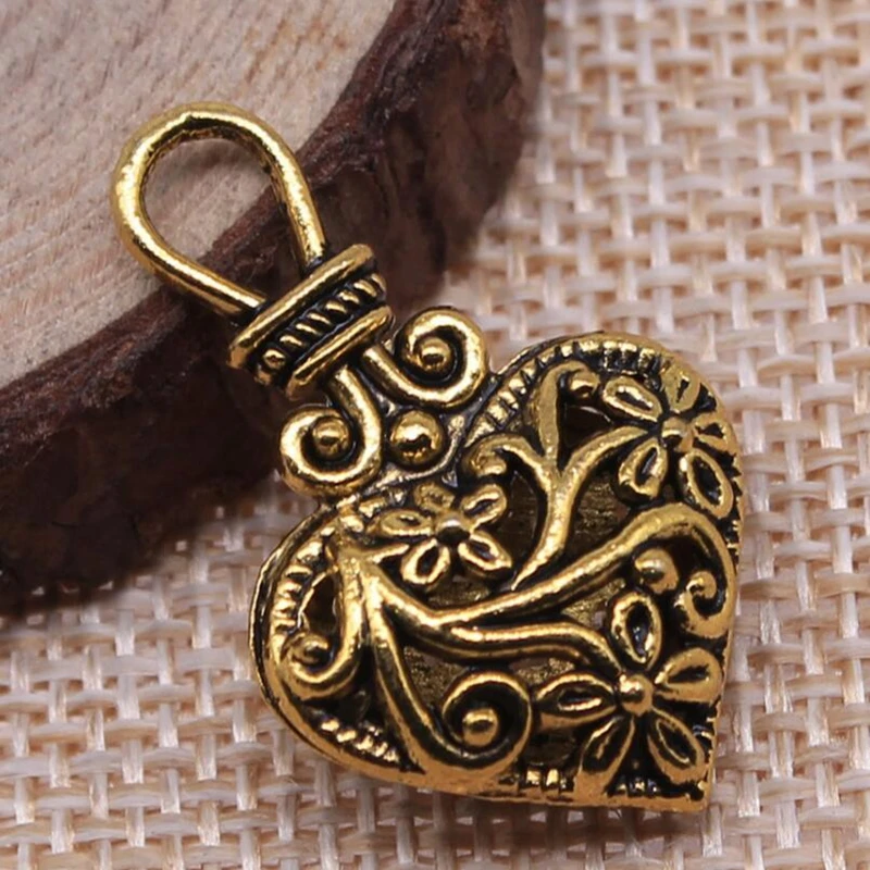 Vintage Gold Hollow Flowers Heart Charms Flower Pattern 3D Pendants For Bracelets Earrings Necklaces Jewelry Making Findings