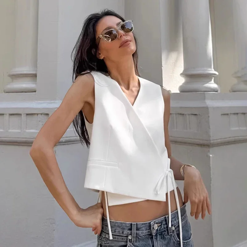 

White Casual Lace Up Vest T shirt Women's Sleeveless V Neck Commuting T shirt 2025 Summer Fashion Slim Lady Cardigan Top
