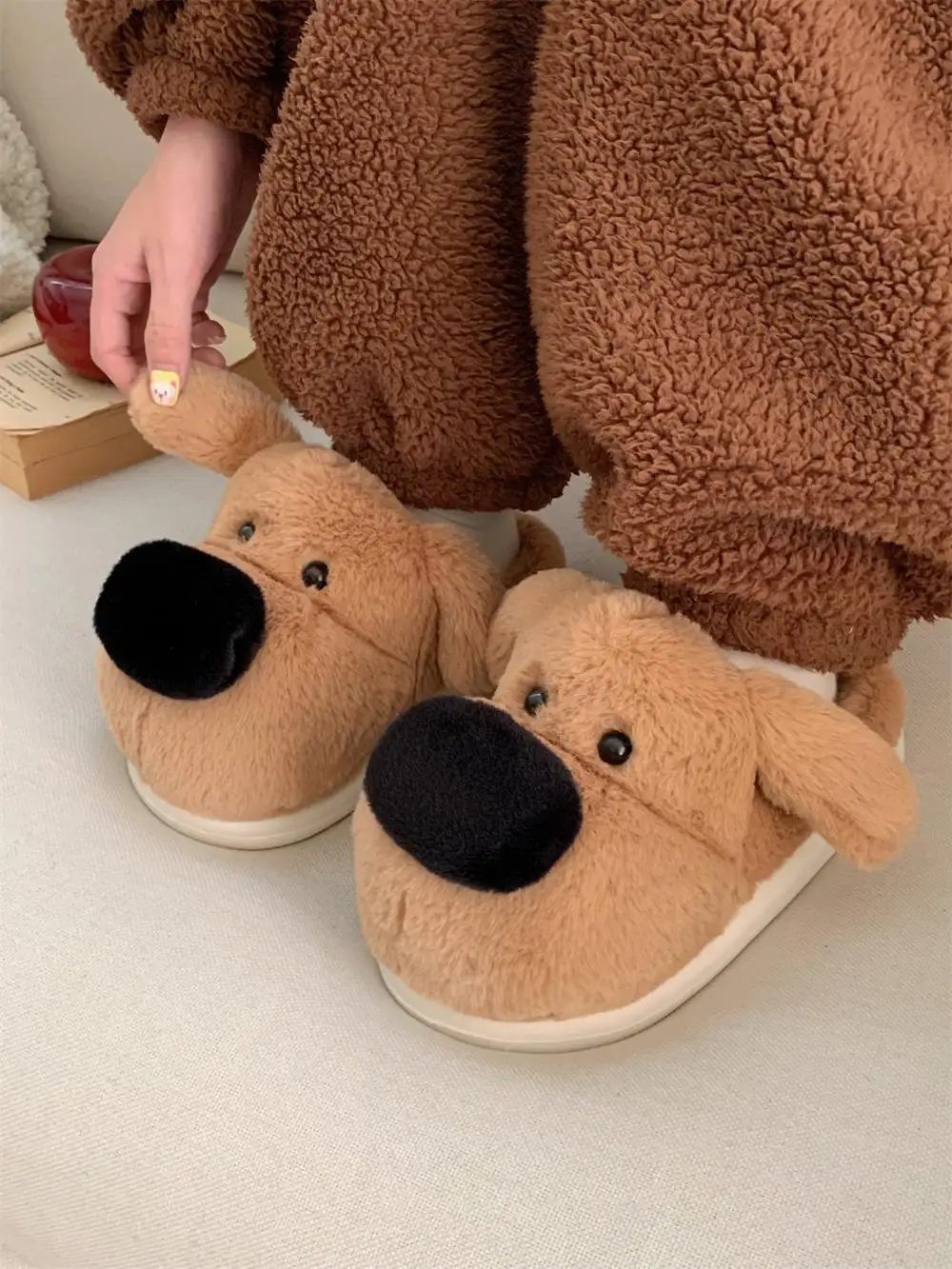 Big Nosed Dog Cotton Slippers For Men And Women 2024 Winter Bedroom Warm And Non Slip For Home Slippers Cute Furry