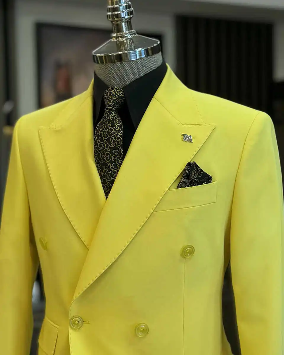 Customized Formal Yellow Mens Wedding Tuxedos Double Breasted Groom Business Party Birthday Wear Jacket Pants Suits 2 Pieces