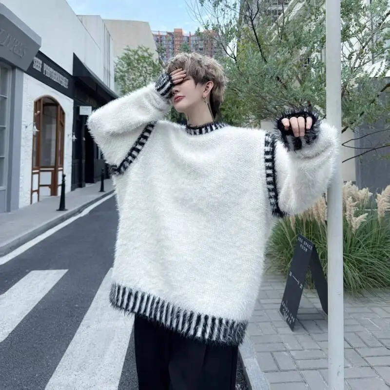 WTHT Kaus Kasual Warna Kontras Bergaris Pria Fashion Trendi 2025 Atasan Kerah Bulat Lengan Panjang Musim Gugur Pria 2A2071