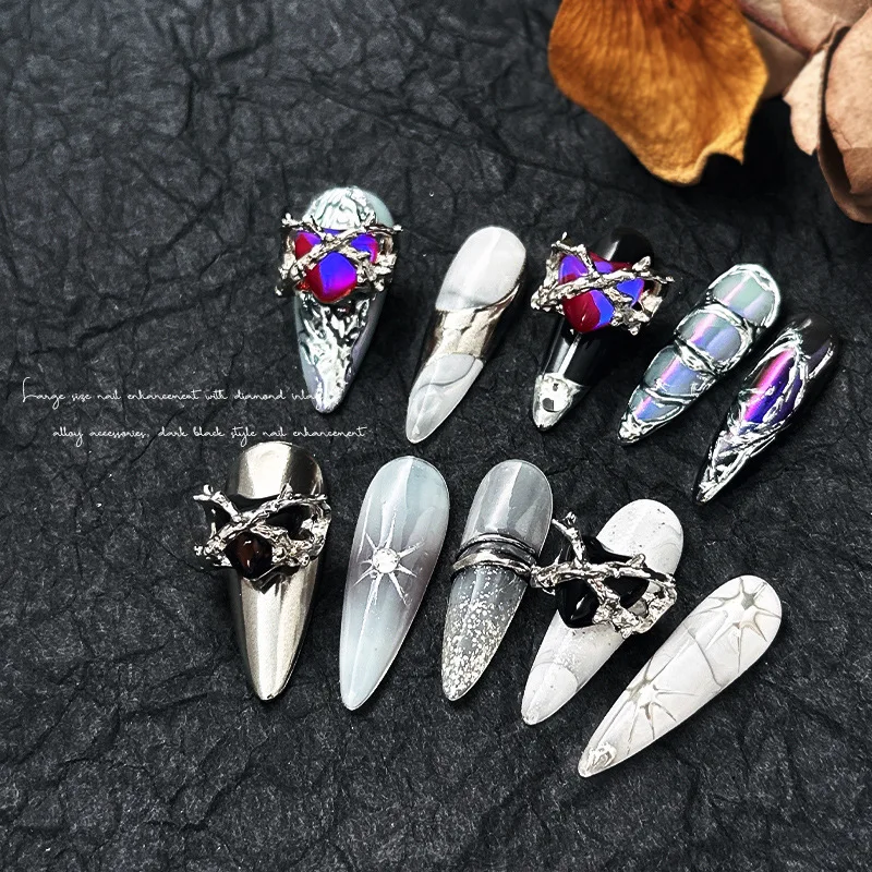 네일 아트 펑크 하트 합금 크리스탈 라인석, 네일 아트 장식 매니큐어 금속 액세서리, 10x14mm 디자인 참, 10 개