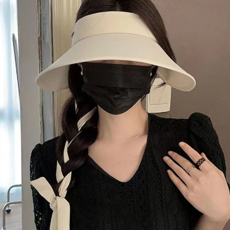 Cappello da sole estivo da donna a tesa larga con tappo a coda di cavallo superiore vuoto protezione UV da spiaggia visiere per protezione solare all'aperto parasole pieghevole per ragazza