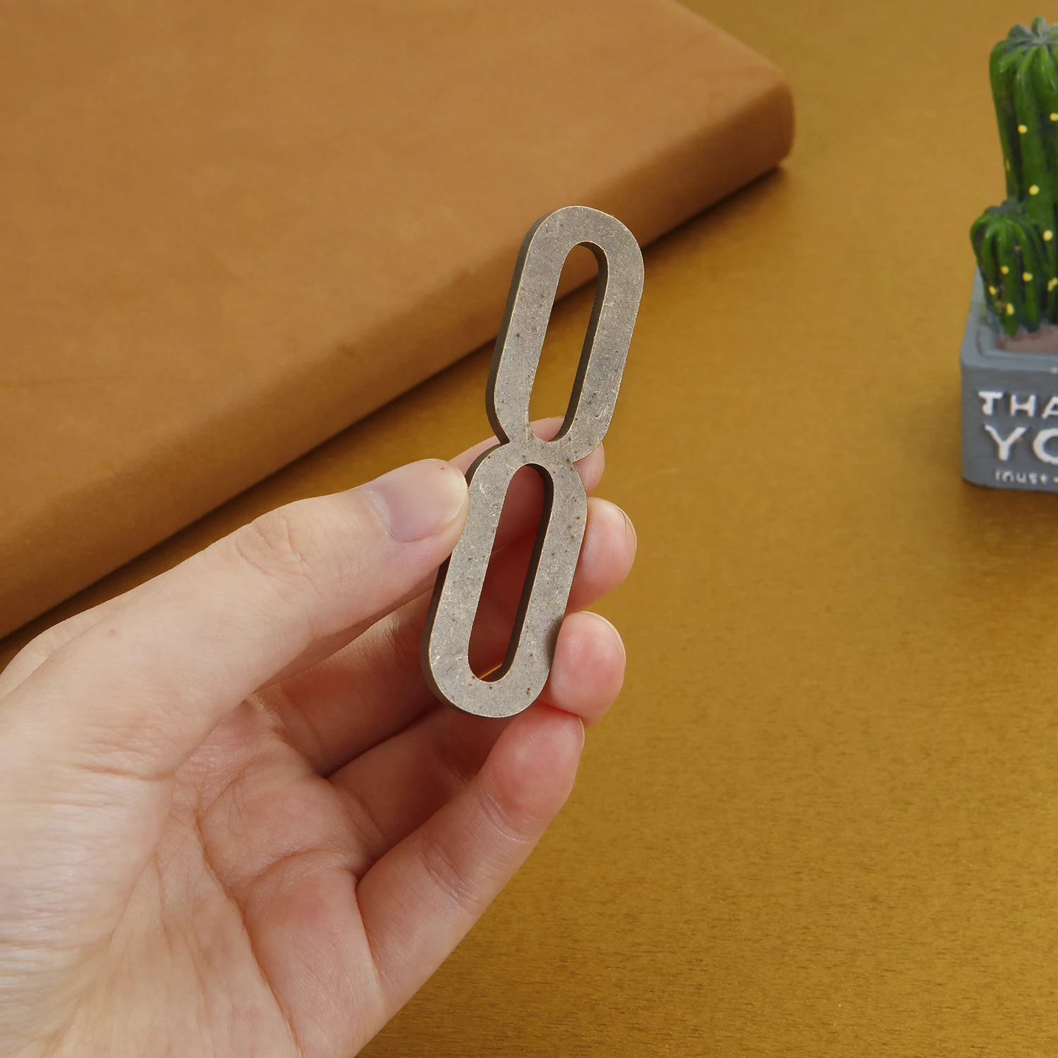 Bronzefarbene Türnummer mit selbstklebender Rückseite, 7 cm große Hausnummer aus Metall, Wohnungstürnummer für Outdoor, Hotel, Zuhause, Briefkastenetikett – Detail 5