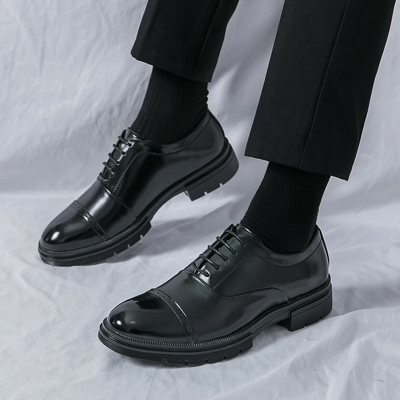Brogues Wedding Shoes For Men Loafers British Style Men\'s Dress Shoes High Quality Formal Leather Business Social Shoes Male New
