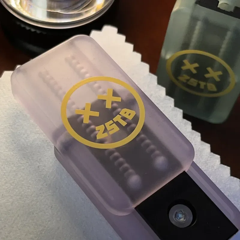 Smiley Peach Piece 2.0 Mechanical Double Track  Card Pushing Dense Track Ratchet Segment Card Pushing EDC Toy