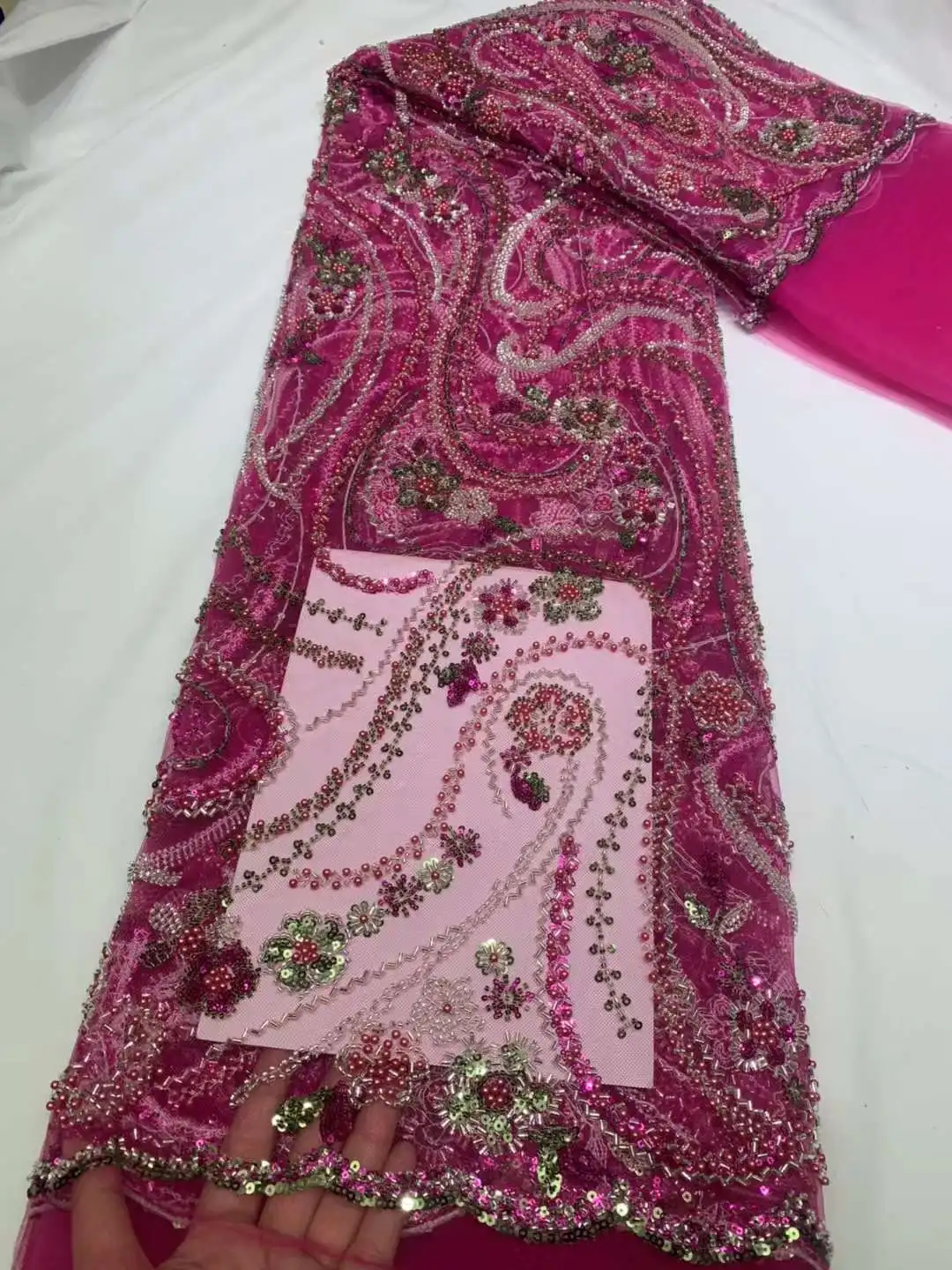 

Hot Sale Beautiful French African Sequins Lace New Popular Nigreian Embroidery Elegant Beads Net Lace Fabric For Wedding Dress