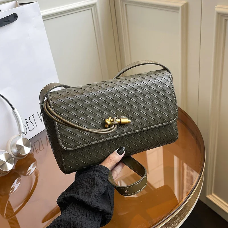 

Женская модная роскошная кожаная сумка на плечо, элегантная дизайнерская сумка через плечо для шикарного современного повседневного образа