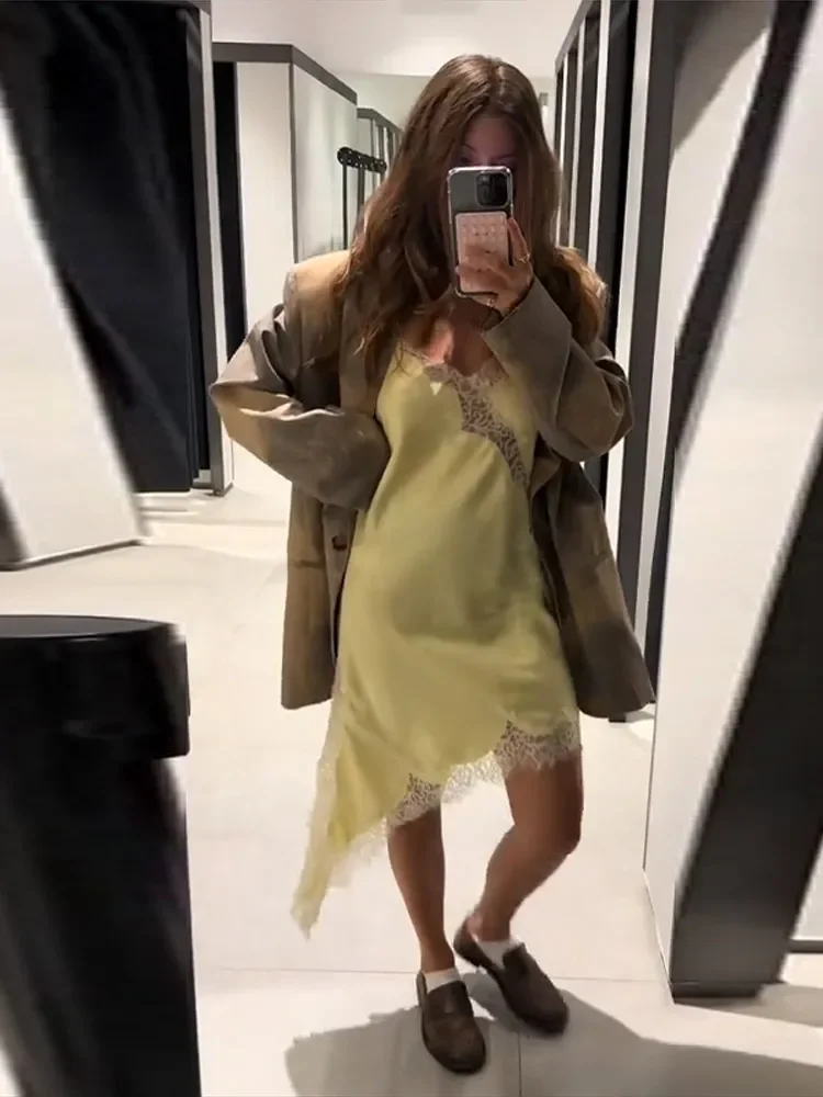 レースパッチワークサテンキャミソールミニドレス レディース 夏 ノースリーブ イレギュラー スリットヘム ショートドレス 女性 セクシー クラブ パーティー ローブ 2025