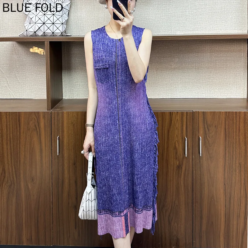 

MIYAKE PLEATS-Retro Denim Pleated Long Dress with Drapey Feel, Sleeveless Vest Dress, Covers the Flesh and Looks, Slimming