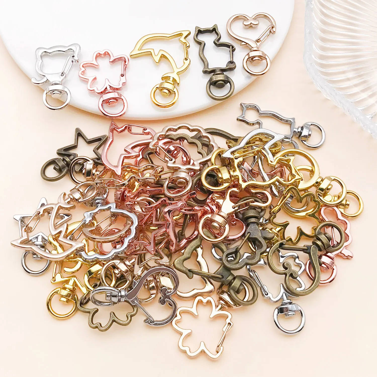 5pcs/lot Heart Star Moon Cat Dog Shell Dolphins Flowers Charms Lobster Clasps Hook For DIY Key Chain Jewelry Making Supplies
