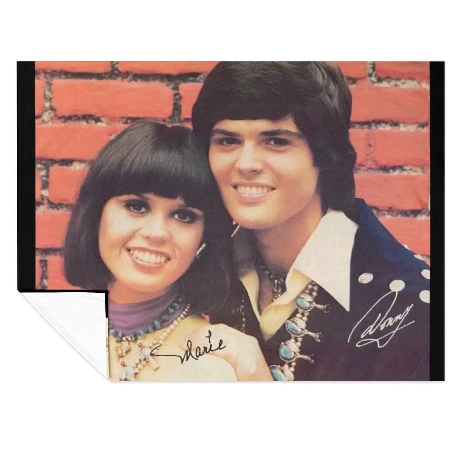 

Donny and Marie Osmond Young Throw Blanket Giant Sofa Tourist Summer Beddings Shaggy Blankets