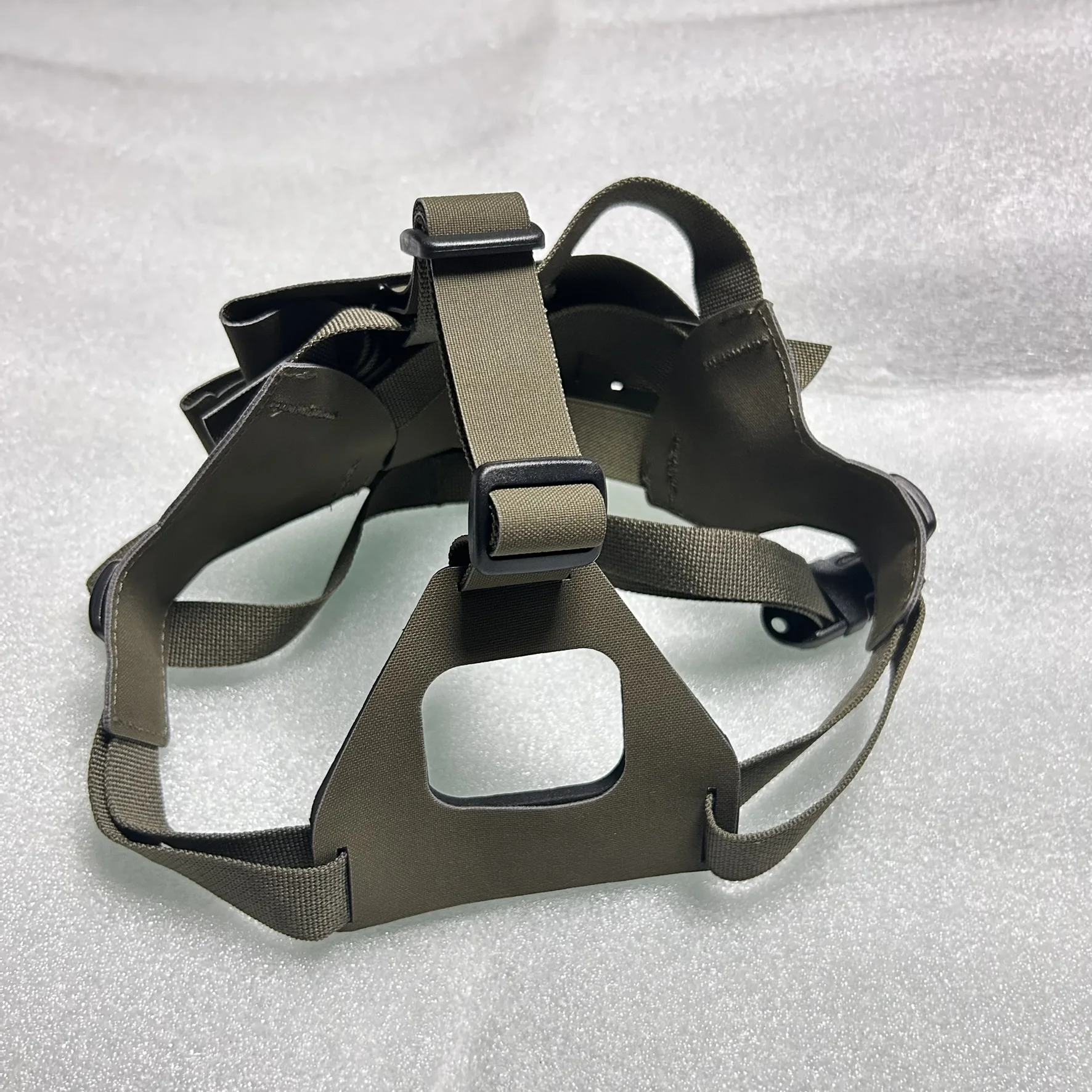 tactical-lightweight-low-vis-head-mount-nvg-platform-adjustable-fit-full-wrap-rear-storage-compartment