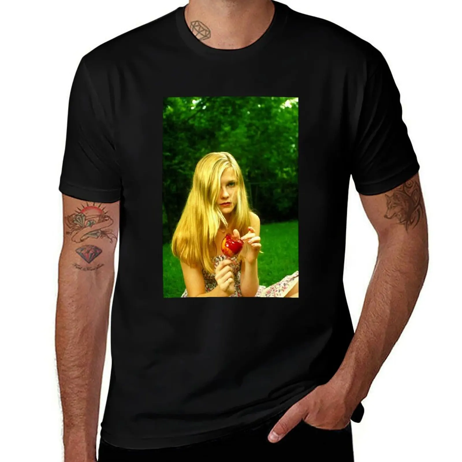

Kirsten Dunst in The Virgin Suicides T-Shirt t shirts for man cotton soft t shirt for man cotton tshirt 100% T-shirt