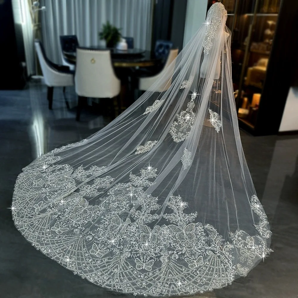 Exquisite 3.5m Long Wedding Veil Mantilla Bridal Veil with Comb Sparkling Beading Sequins Ivory Real Picture Wedding Ceremony
