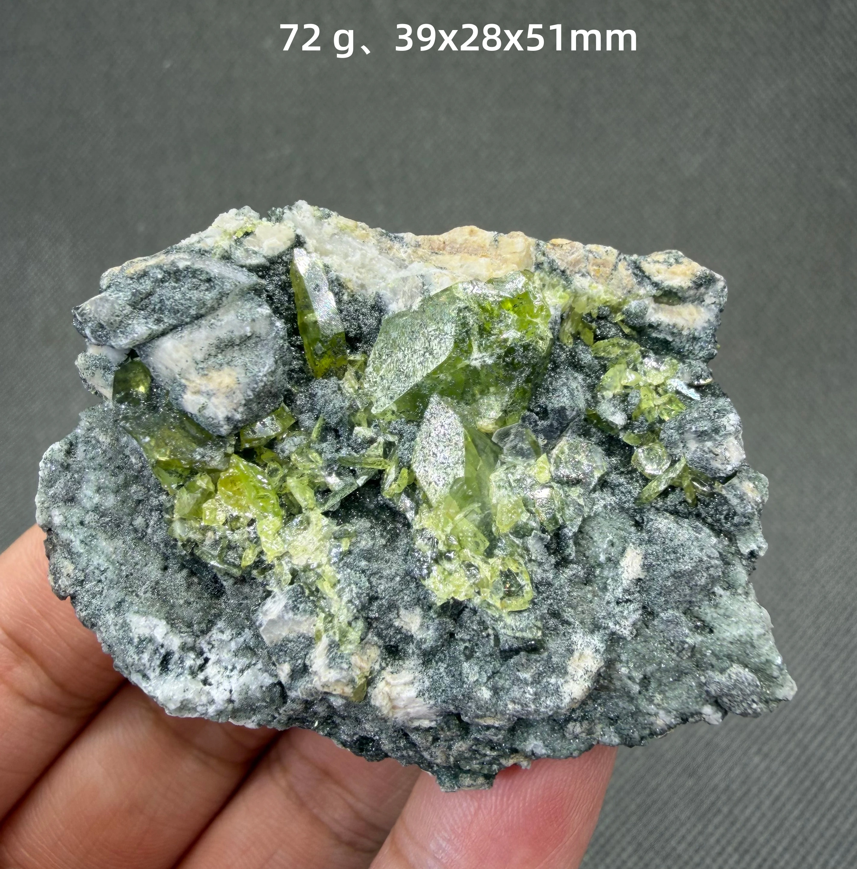 Natural Pakistani Sphene Crystal Cluster Vivid Green Titanite Mineral Specimen Rare