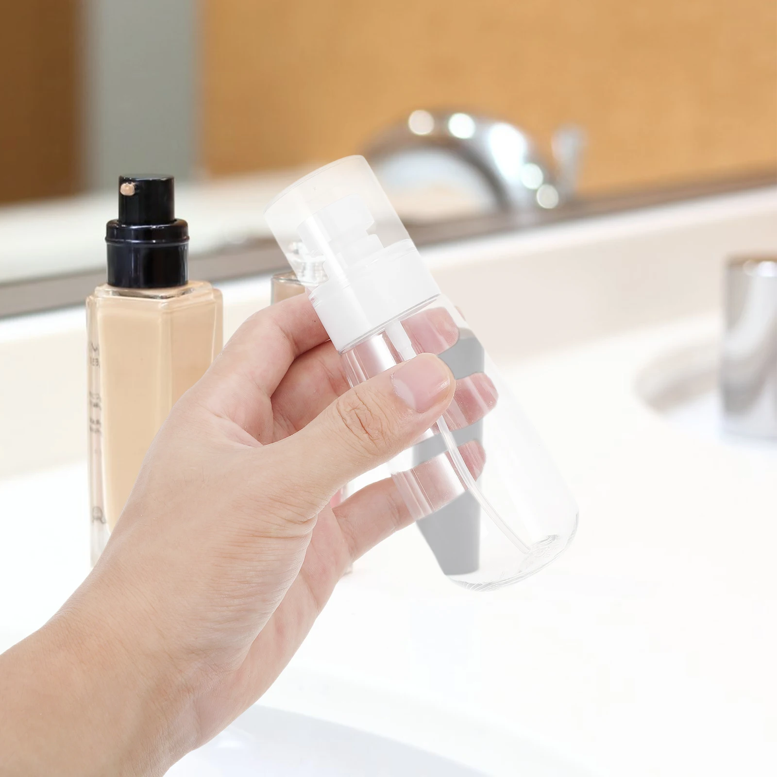 

6Pcs Portable Travel Spray Bottles Transparent Refillable Fine Mist Perfume Soap Container Leakproof Press Lid