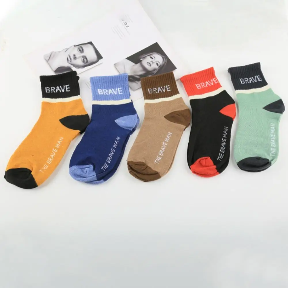 Polyester Mid Tube Cycling Socks Wear Resisting Non Slip Mid Calf Basketball Sock Sweat Absorbent Comfortable