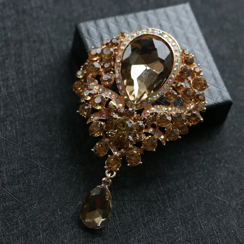 New Free Ship fashion casual Men's headwear Brooch diamond brooches suit Vintage Brooch Lapel Pin Badge accessories headdress