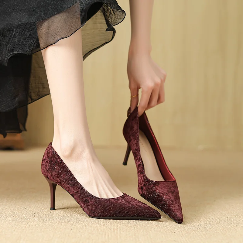 

2026 Women's Burgundy/Black Velvet High Heels Pointed Toe 7CM Stiletto Elegant Party Wedding Office Dress Shoes Q-787