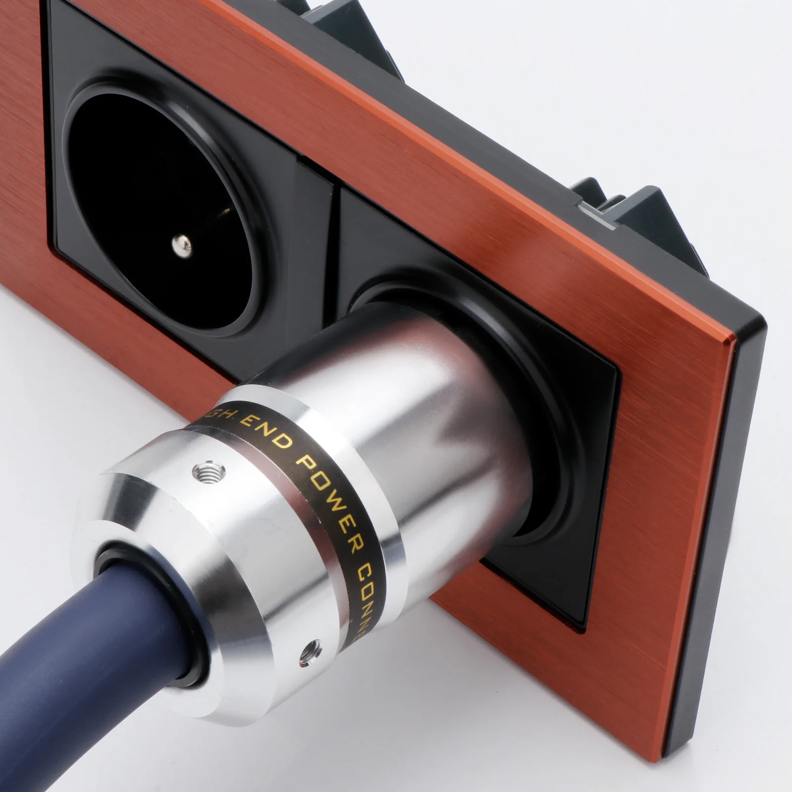 FT-SWS Schuko-Wandsteckdose aus doppeltem Rhodium mit 24 Karat vergoldeter Phosphorbronze