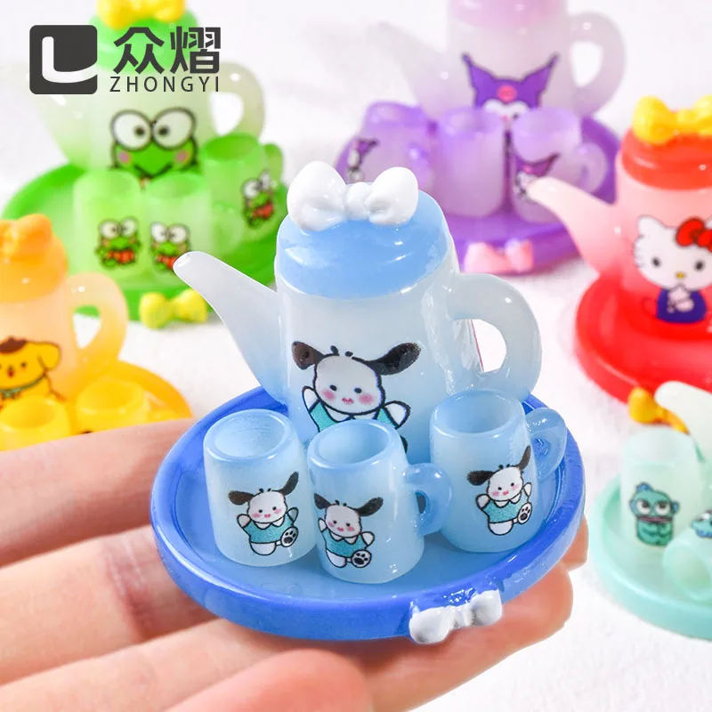 Miniature landscape simulation Sanrio teapot 8-set collection  handcrafted accessories, dollhouse landscaping, desktop ornaments