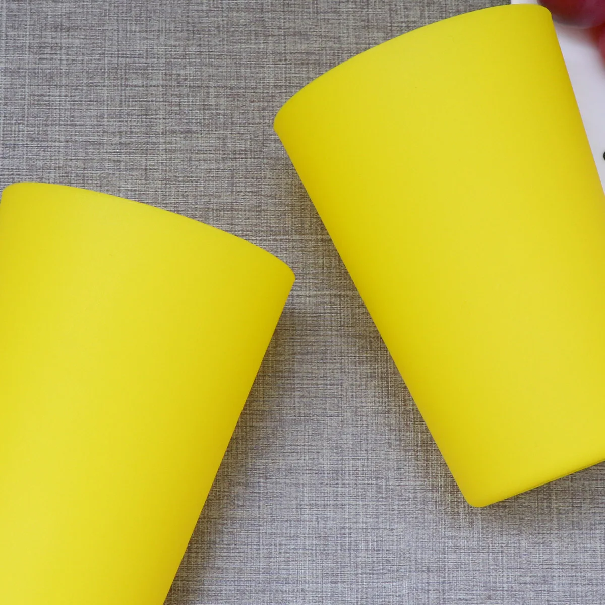 

12 Pcs Frosted Drink Cup Clear Plastic Cups for Parties Juice Stacking Graduation Party Drinking Stackable