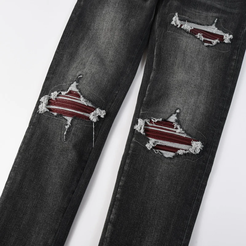 Fashionable new men's jeans with pleats, washed water, nostalgic perforations, red patches, men's black and gray jeans, high str
