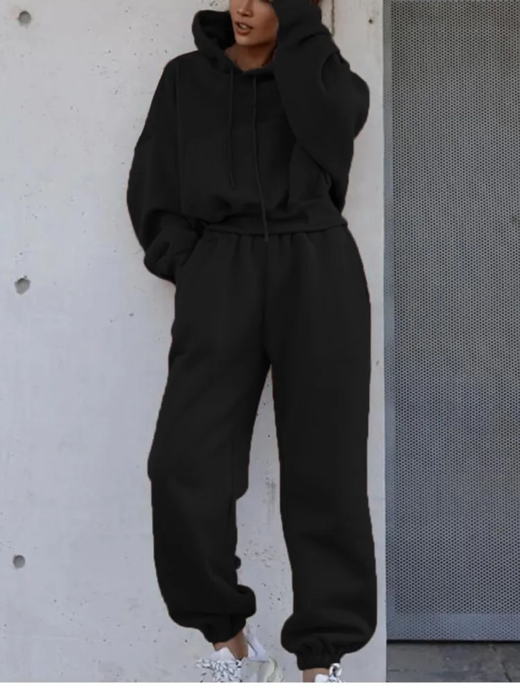 Felpa a maniche lunghe con cappuccio casual autunno e inverno Top Pantaloni sportivi Set da due pezzi Set di pantaloni semplici in tinta unita da donna