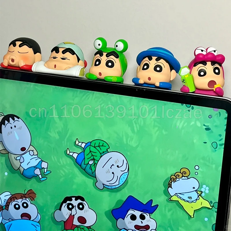 Crayon Shin-Chan Hipper Mini Figurine d'animation Hippers Figure téléphone portable voiture décoration écran fête poupée cadeau de noël