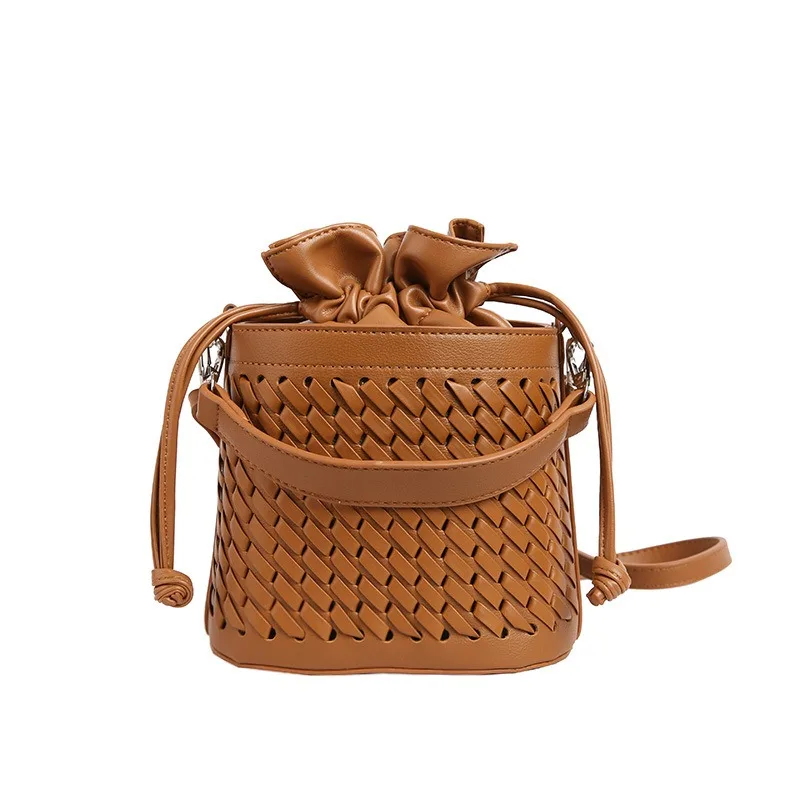

Fashion Women's Hollow Woven Shoulder Messenger Bag Casual Summer Bucket Handbag with Inner Fabric for Everyday Shopping