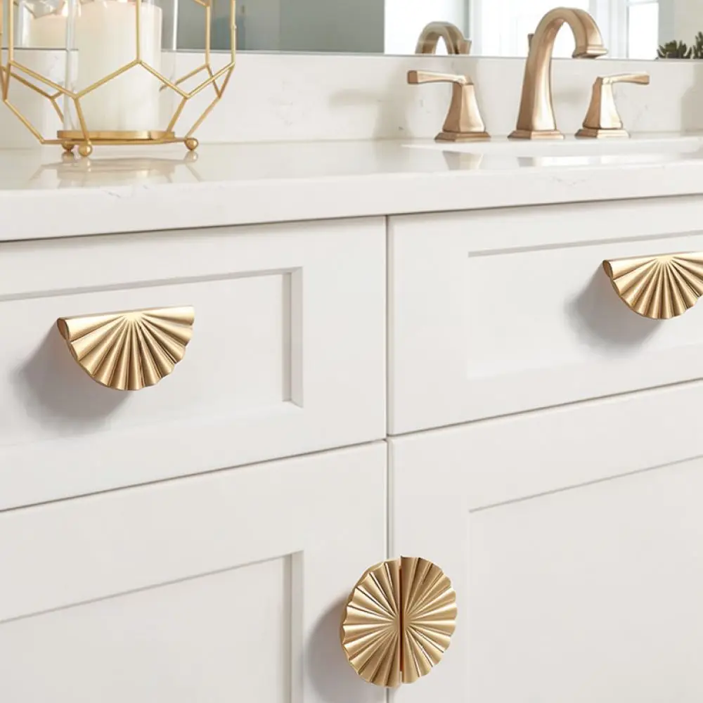 Minimalist Round Cabinet Knobs Brushed Gold Furniture Pulls Solid Zinc Alloy Drawer Handles For Modern Kitchen Wardrobe Hardware