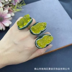 New blood amber Pip clay inlaid with live color retention ring New Chinese popular jewelry Hot-selling manufacturers wholesale
