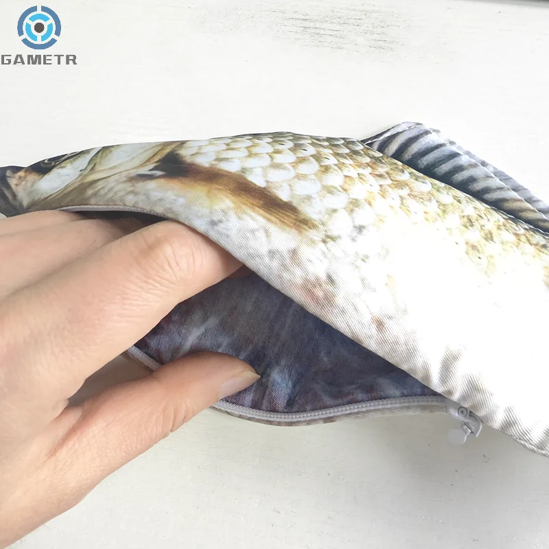 Crucian Carp Pen Bag com forma de peixe realista, bolsa de maquiagem, estojo com zíper, volta às aulas