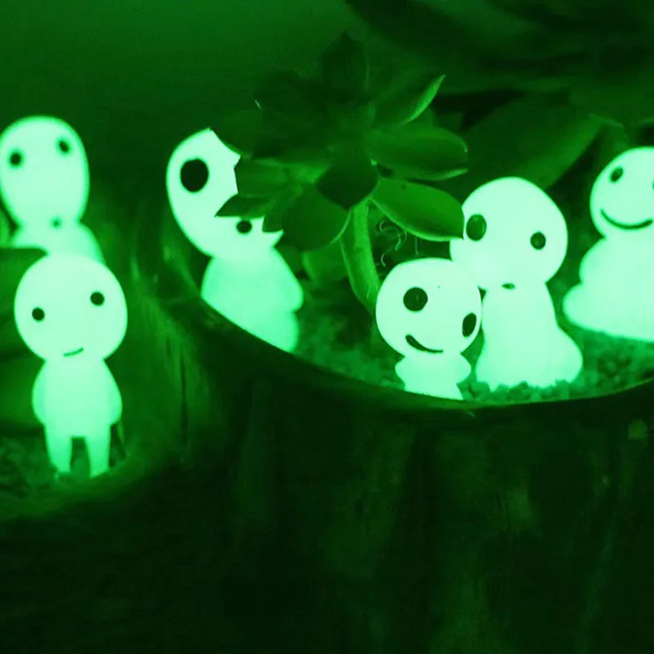 10pcs Luminous Elves Cute Fairy Garden Mini Figures Fish Tank Decor Kodama Glow in The Dark Figures Resin Micro Landscape Figure