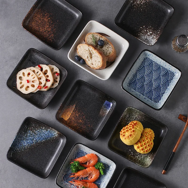 

Керамические блюдца для приправ в японском стиле, квадратные блюдца для закусок и выпечки и домашней посуды в стиле ретро.
