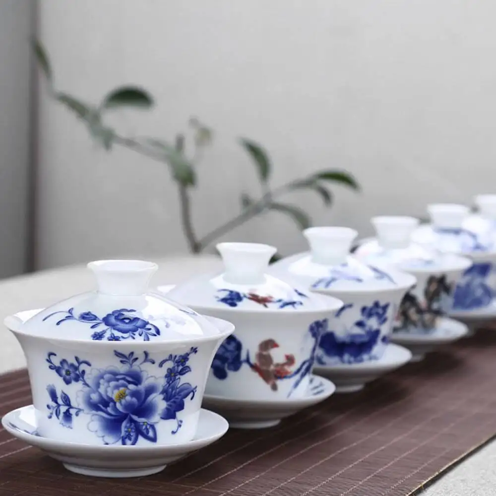 4.2-inch 300ml Blue And White Porcelain Lid Bowl Ceramic Talented Lid Bowl And Eight Treasure Tea cup