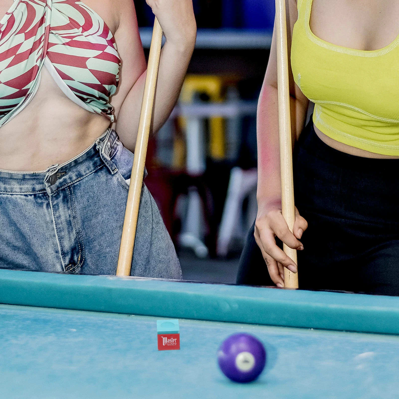 

12 шт., профессиональный мел для бассейна, гладкое равномерное покрытие, кий-стик, протирка, порошок, принадлежности для игры в бильярд, мел для бассейна, мелки для снукера