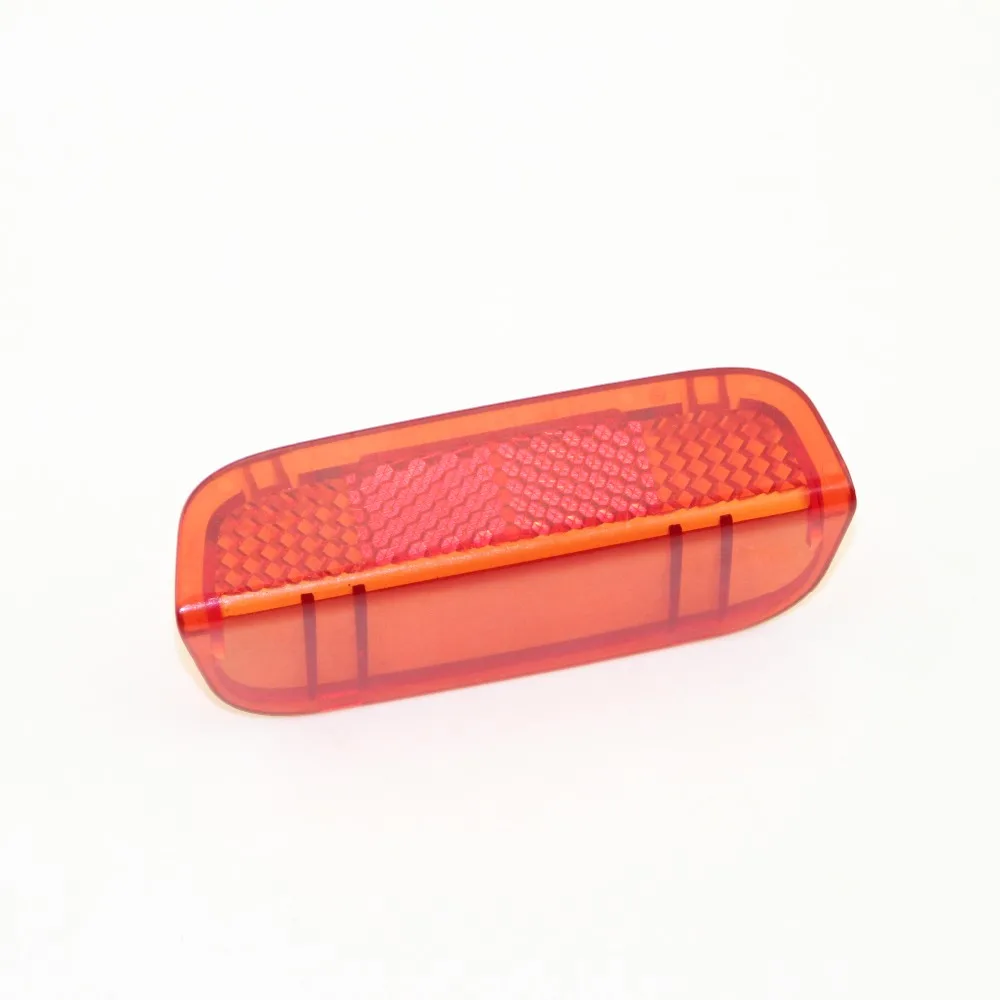 Plastic Red Door Panel Light Lense Reflector for  VW Passat B6 B7 MK5 MK6 Golf MK6 Passat CC 1KD 947 419 1KD947419