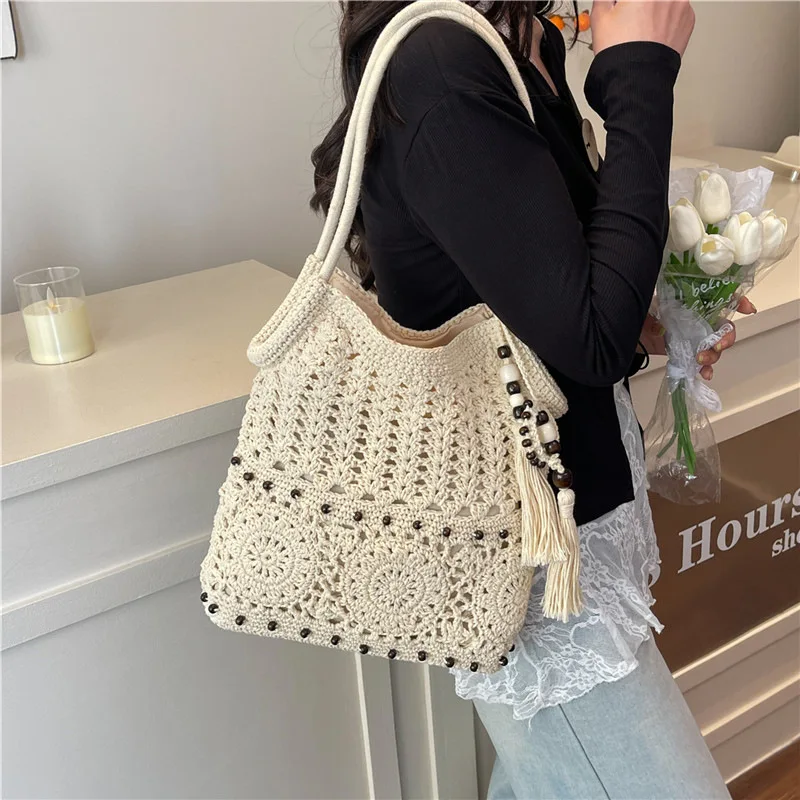 

2025 New Fringe Cotton Shoulder Bag Boho Crochet Straw Tote Womens Casual Underarm Beach Purse Fashionable Hollow Woven Handbag