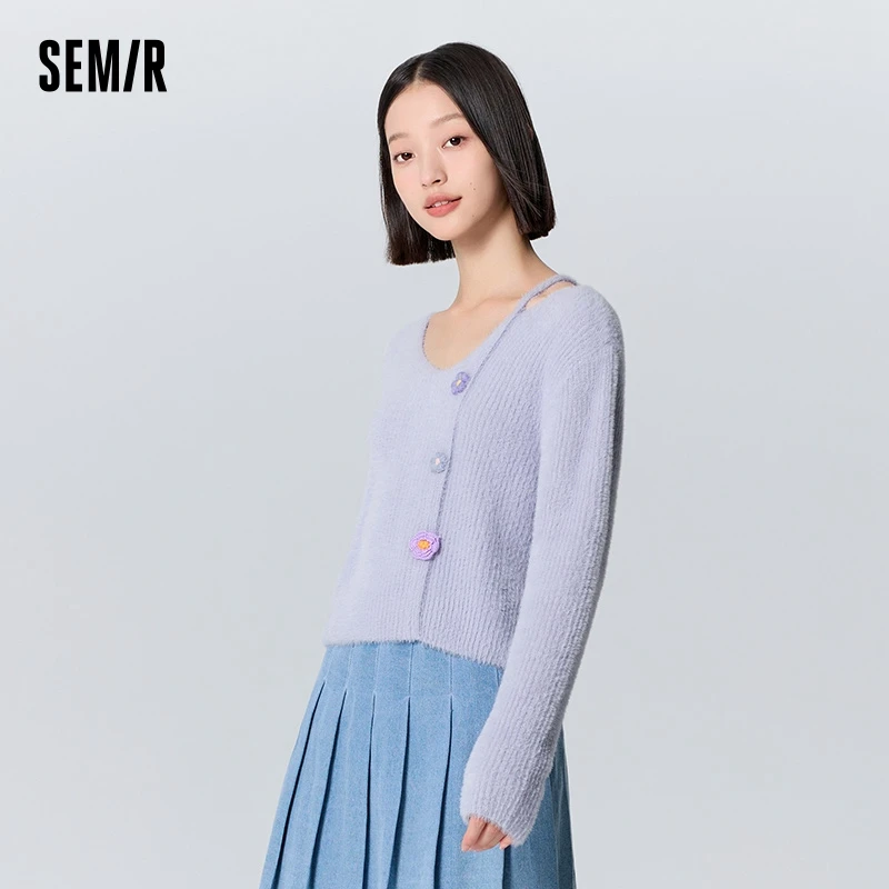 Semir Sweater Women Short Flower 2023 Winter New Sweet V-Neck Sweater