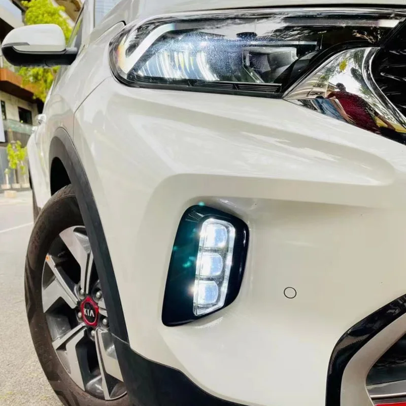 

LED Daylights For Kia Sonet 2020 2021 Car Headlight Daytime Running Light DRL Dynamic Turn Yellow Signal Fog Lamp