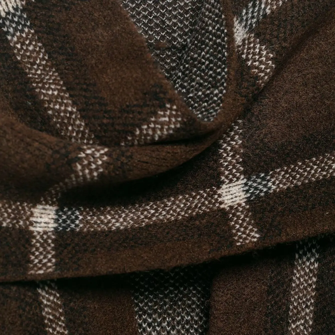 ファイオナブルな格子柄スカーフニットコートジャケット女性の秋の新作スレポリエステル繊維ハイカラーロングスリーブレギュラーフィット