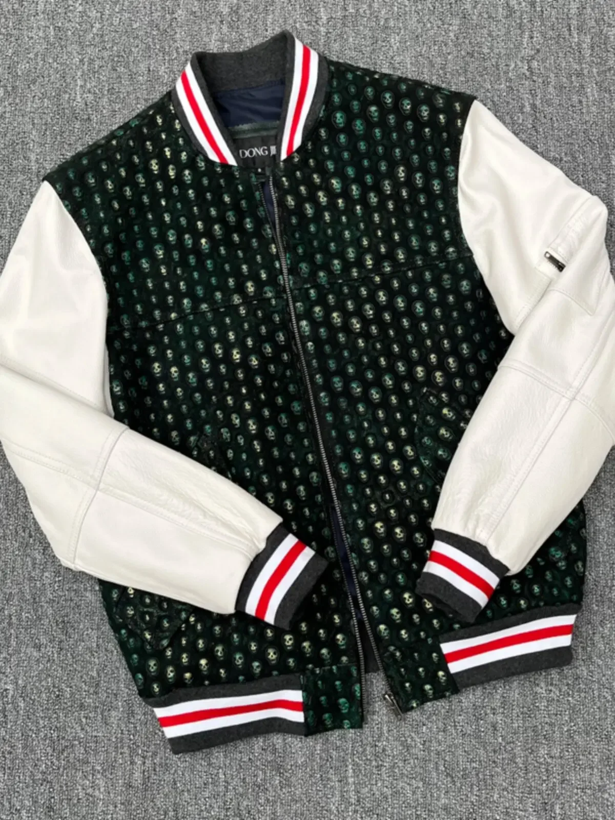 

Luxury skull leather jacket men'sbaseball jacket pure cowhide dark green white youth locomotive