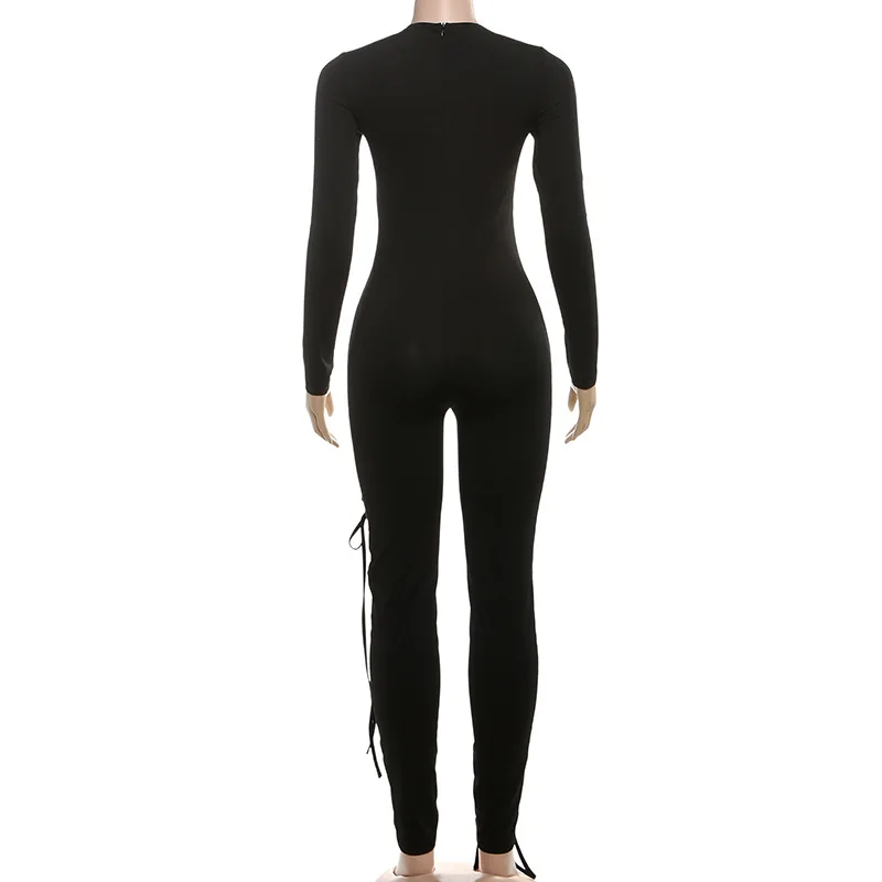 بدلة قفز ضيقة مفرغة لخريف 2025 بأربطة على الموضة للسيدات بياقة دائرية وأكمام طويلة ثوب فضفاض غير رسمي ضيق ملابس الشارع