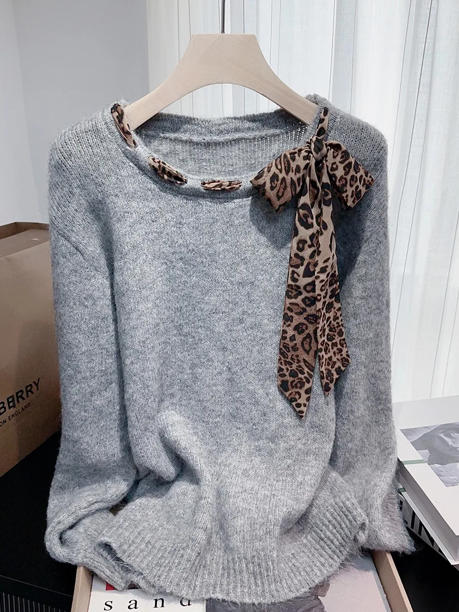 Top in maglia a sirena caramello da donna all'inizio dell'autunno Guangzhou tredicesimo viso Daliang maglione di lana di media lunghezza che copre il sedere