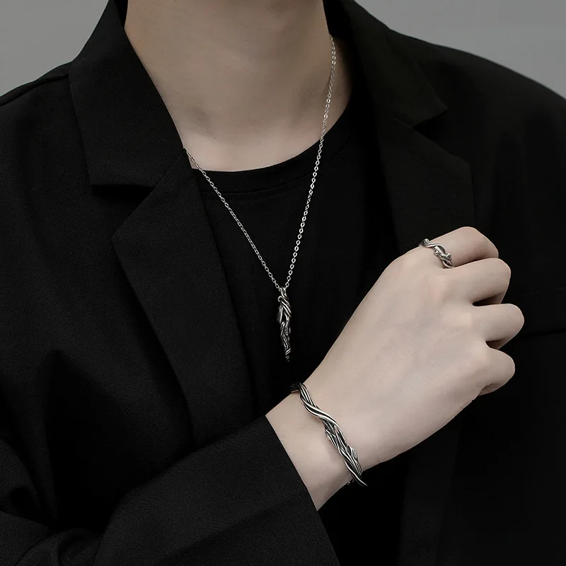 Vintage Withered Wood Pendant Long Necklace For Women Men Personalized Fashion Metal Choker Chain Trendy Punk Hip-hop Accessory