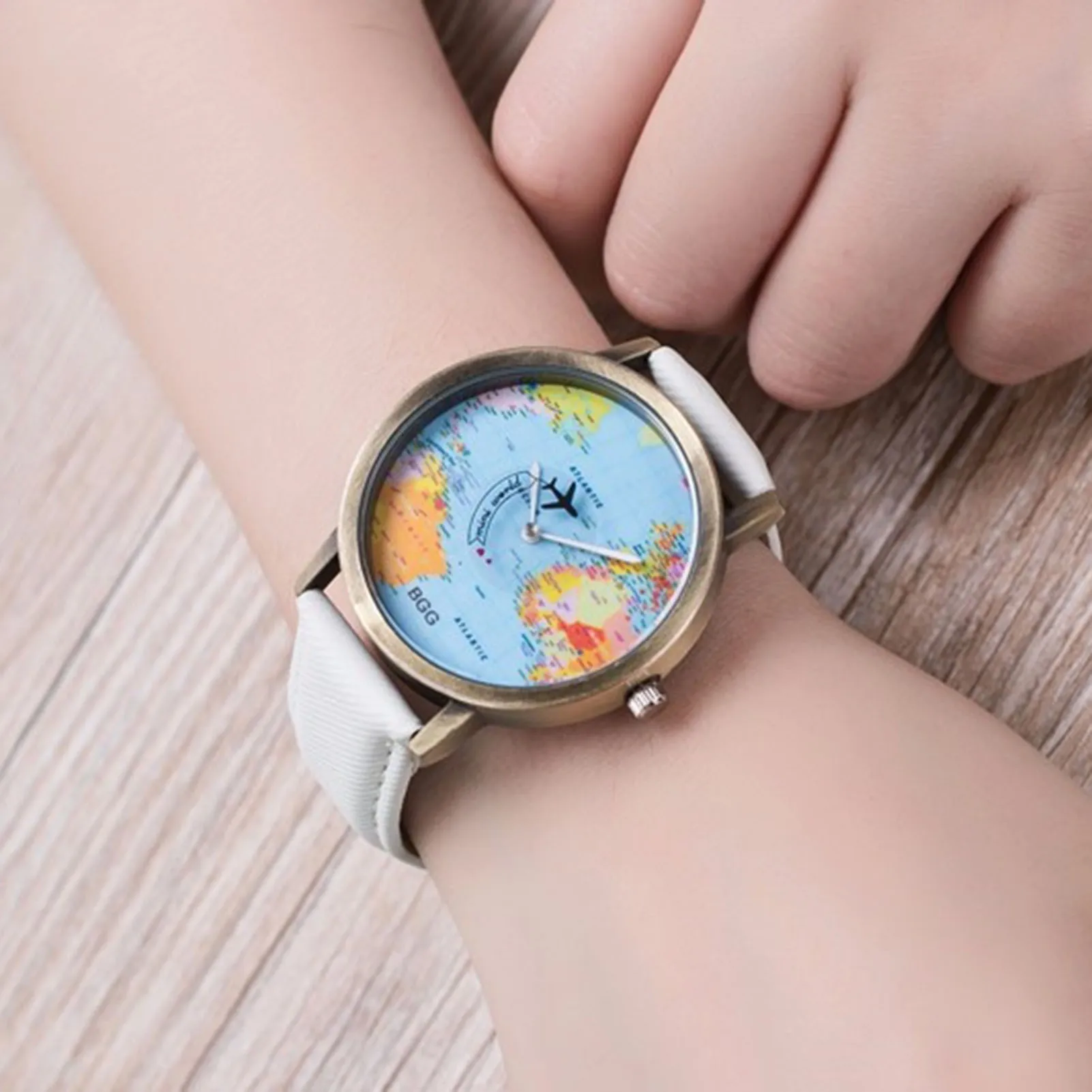 Women's Stainless Steel Quartz Watch Aircraft Second Hand Quartz Watch for Ideal Valentine's Day Gift